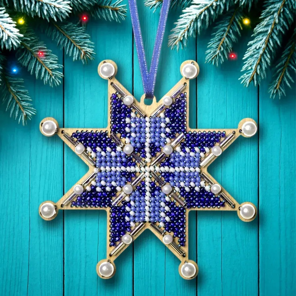 Blue Eternity - Christmas Ornament Wooden Bead Kit, zoomed in. Select this picture to zoom back out.