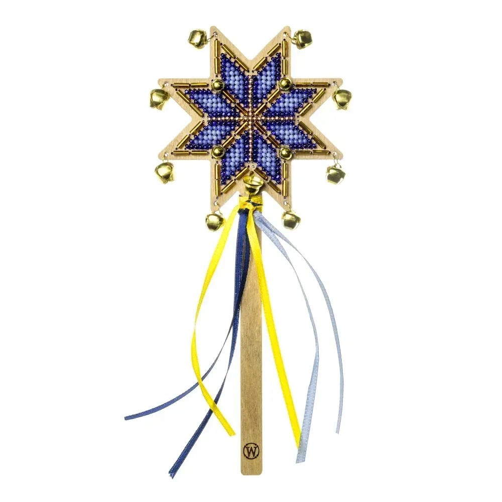 Christmas Star - Heavenly Glow - Wooden Bead Kit, zoomed in. Select this picture to zoom back out.