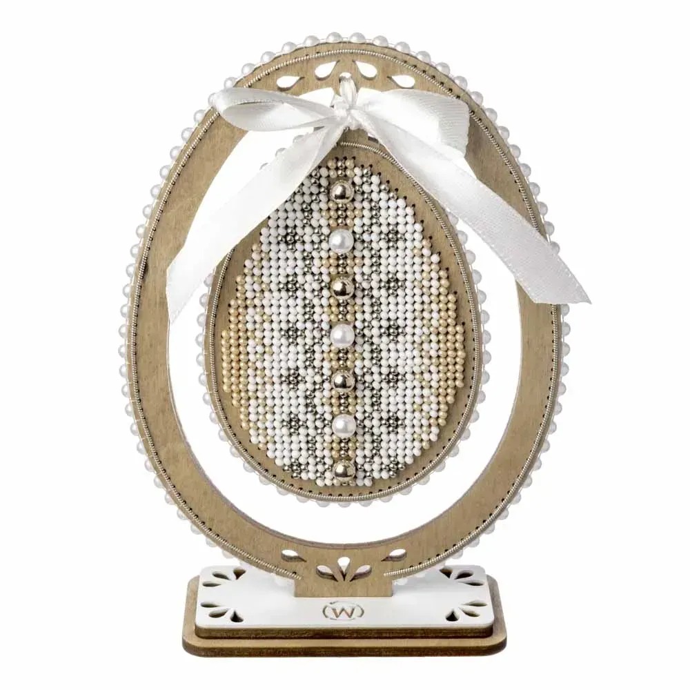 Easter Egg - Classic Gold Ornament - Wooden Bead Kit, zoomed in. Select this picture to zoom back out.