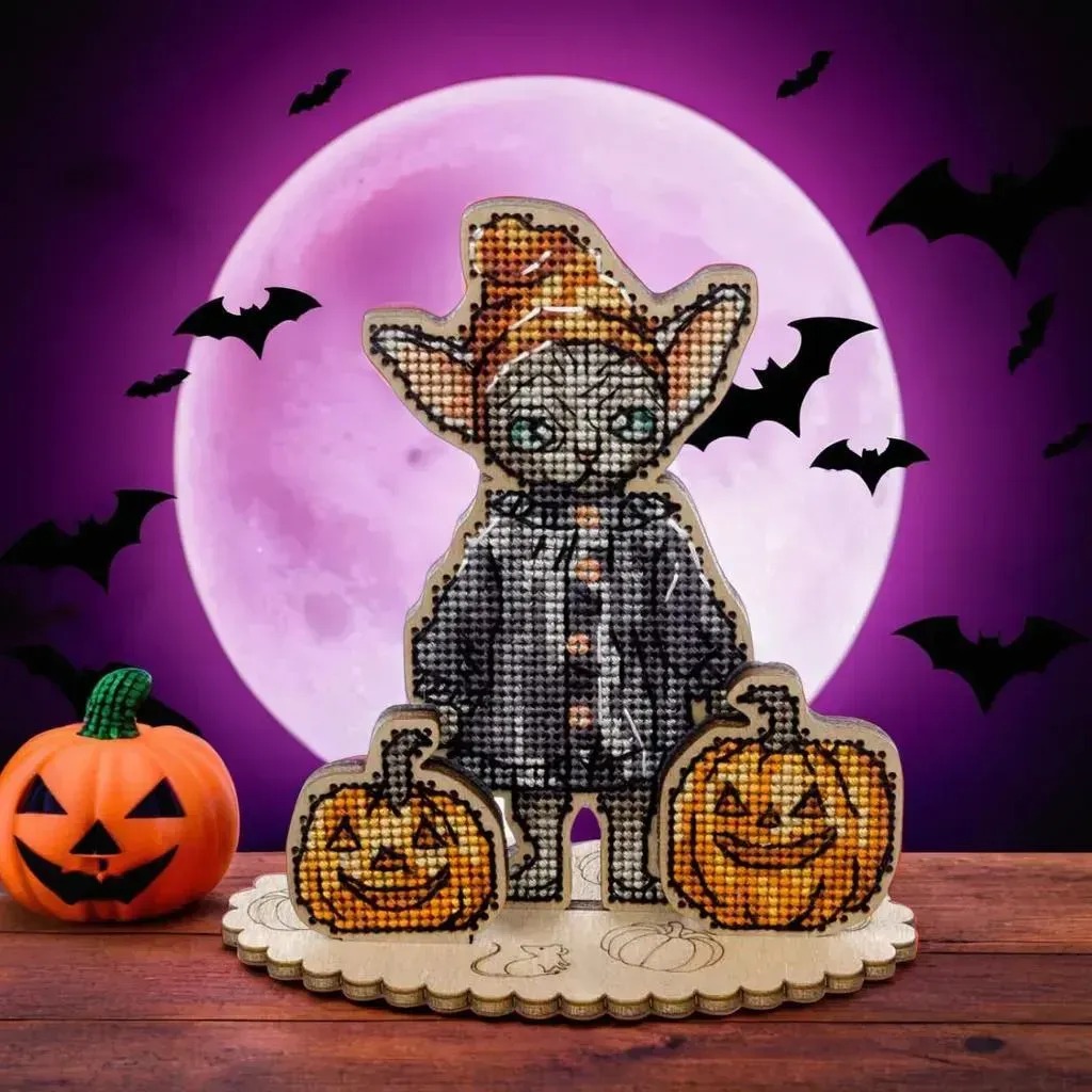 Halloween Beagle - Cross Stitch Kit, zoomed in. Select this picture to zoom back out.
