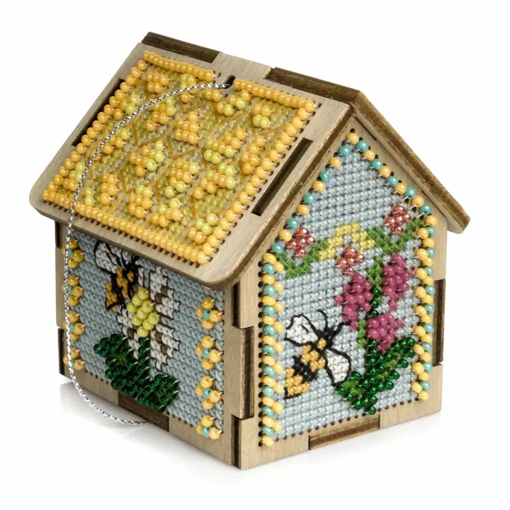 Spring House 3D - Cross Stitch Kit, different perspective #1, zoomed in. Select this picture to zoom back out.