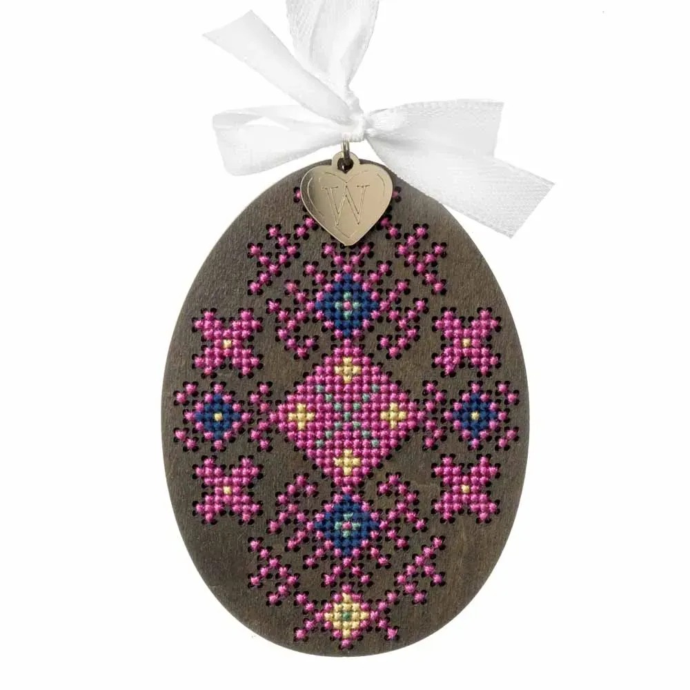 Easter Egg - 085 - Cross Stitch Kit, different perspective #1, zoomed in. Select this picture to zoom back out.