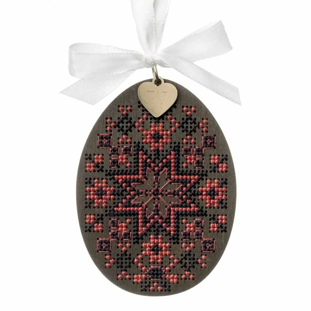 Easter Egg - 094 - Cross Stitch Kit, different perspective #1, zoomed in. Select this picture to zoom back out.