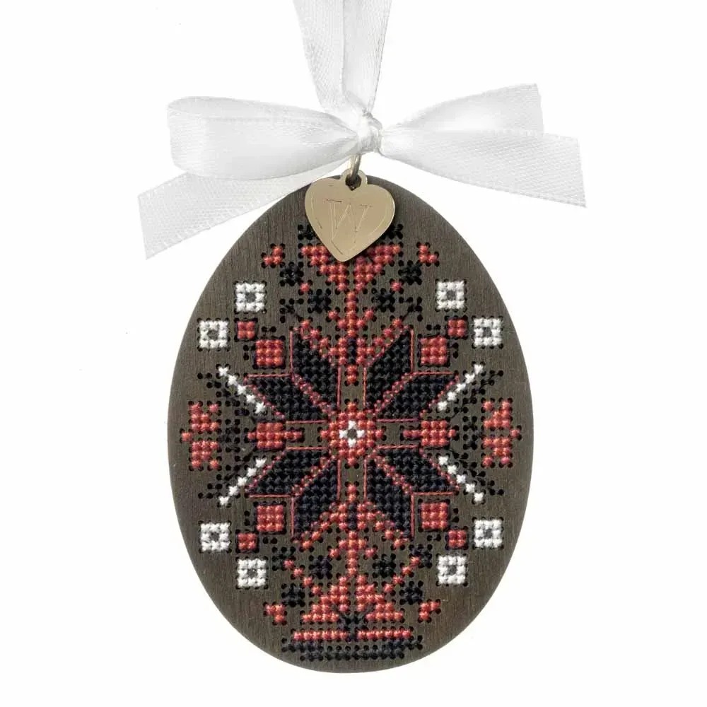 Easter Egg - 096 - Cross Stitch Kit, different perspective #1, zoomed in. Select this picture to zoom back out.