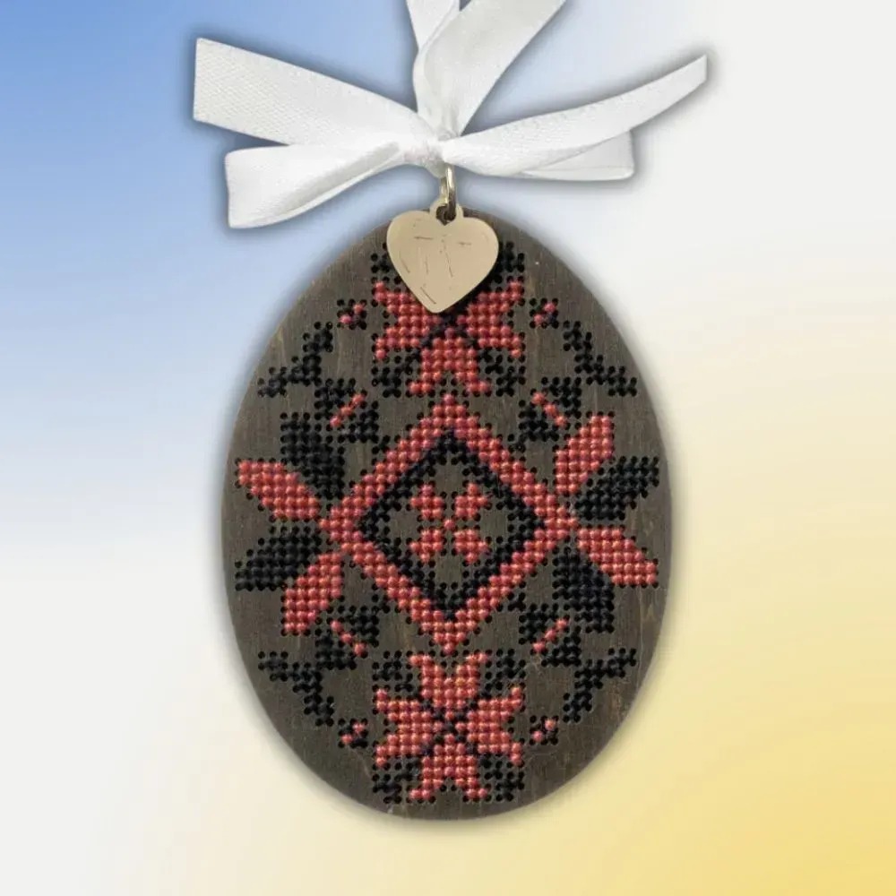 Easter Egg - 104 - Cross Stitch Kit, zoomed in. Select this picture to zoom back out.
