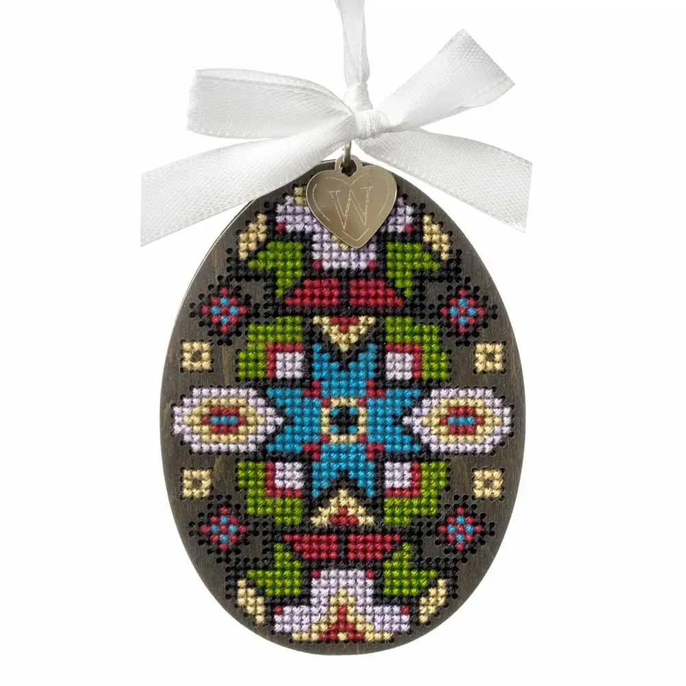 Easter Egg - 107 - Cross Stitch Kit, different perspective #1, zoomed in. Select this picture to zoom back out.