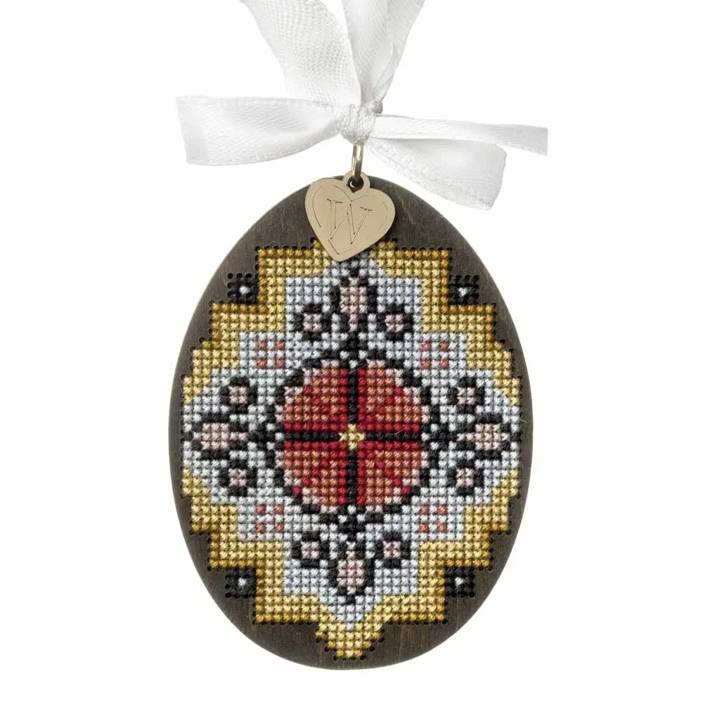 Easter Egg - 109 - Cross Stitch Kit, different perspective #1, zoomed in. Select this picture to zoom back out.