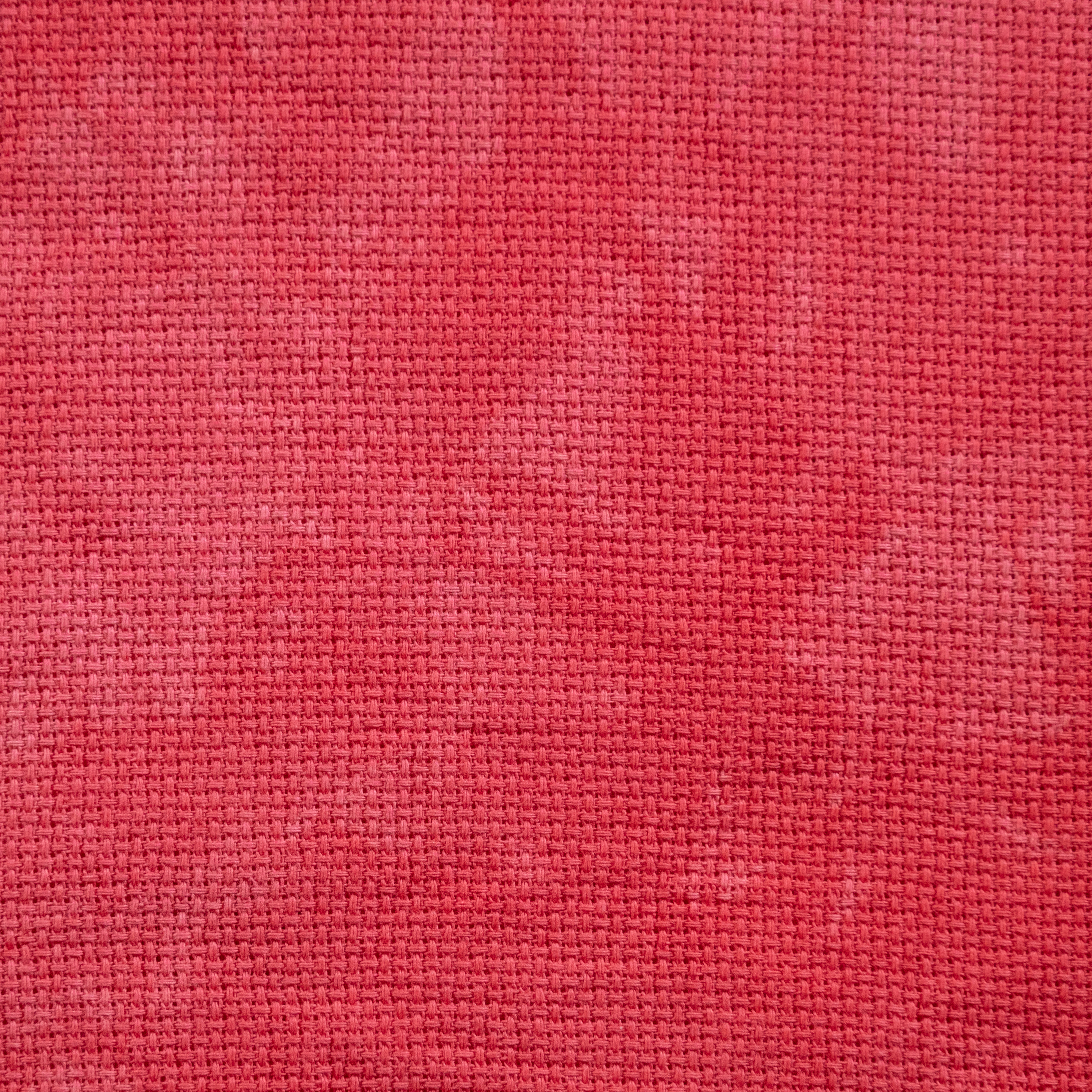 16 Count Lipstick Aida 18x25