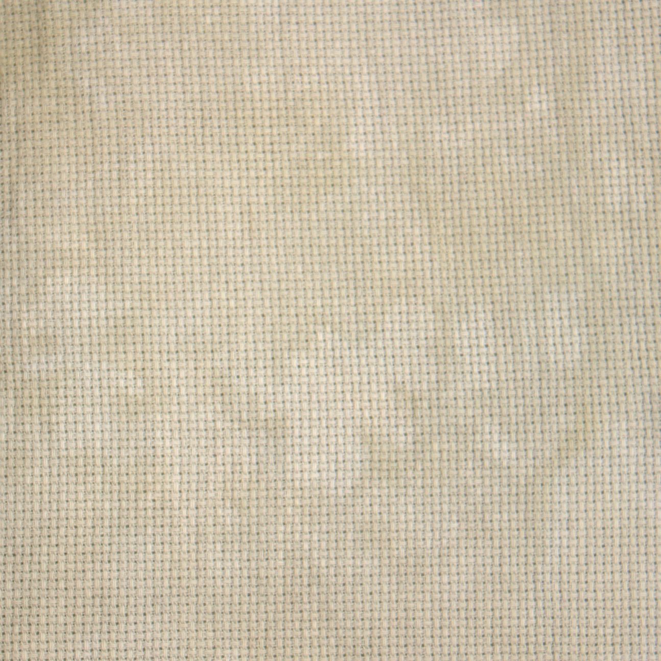 16 Count Smoky QuartzAida 28x36