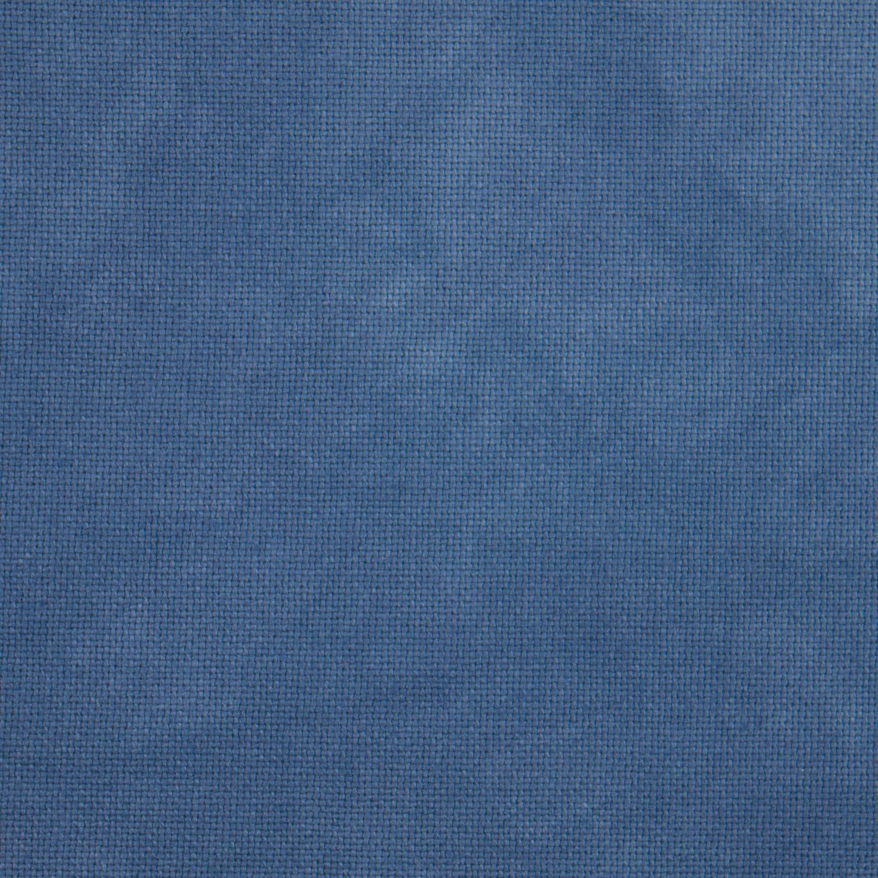 32 Count Sapphire Lugana 25x36