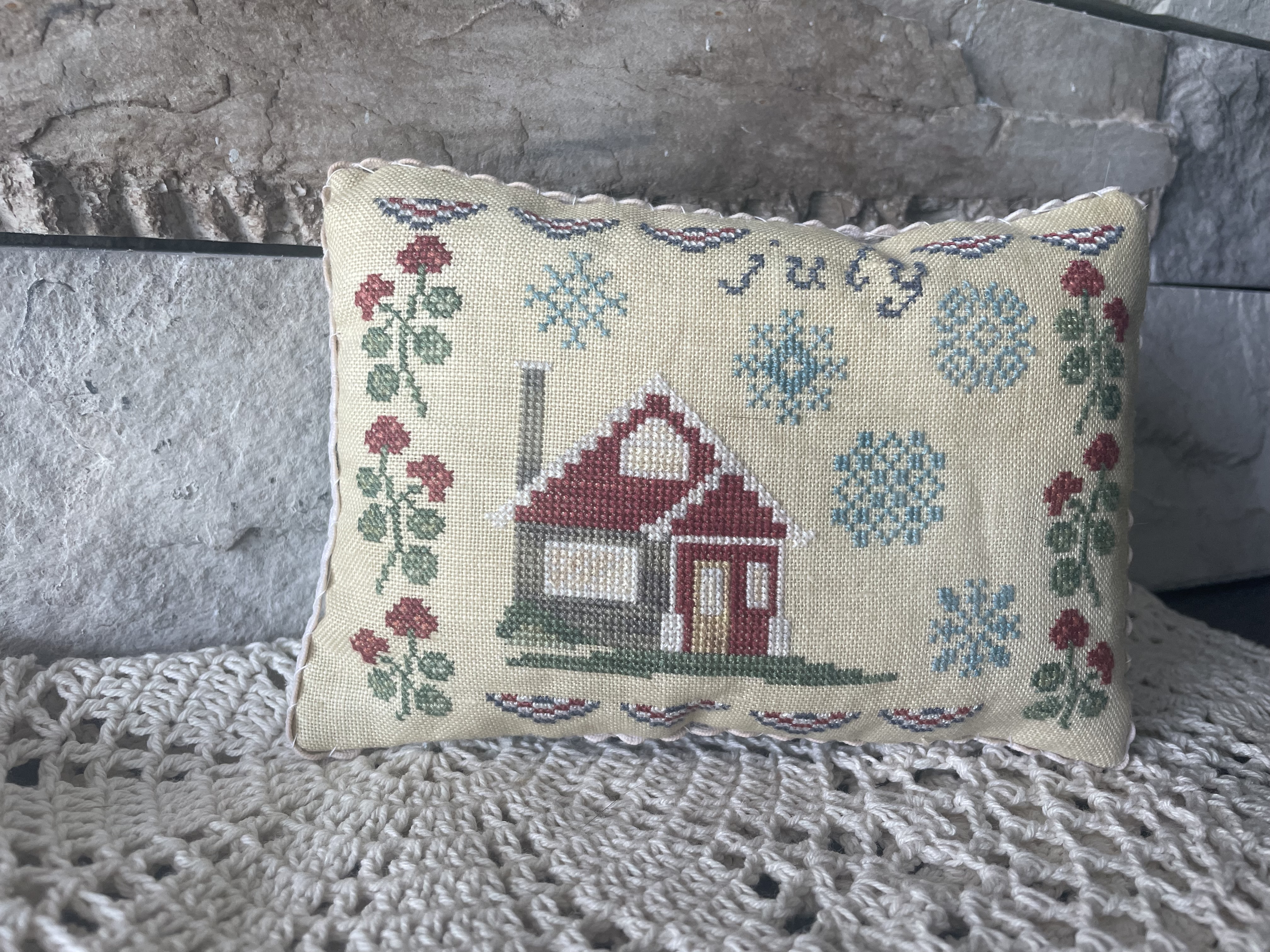 July Cottage - Cross Stitch Pattern
