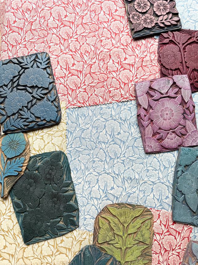 Flower Press Gold - Quilt Fabric