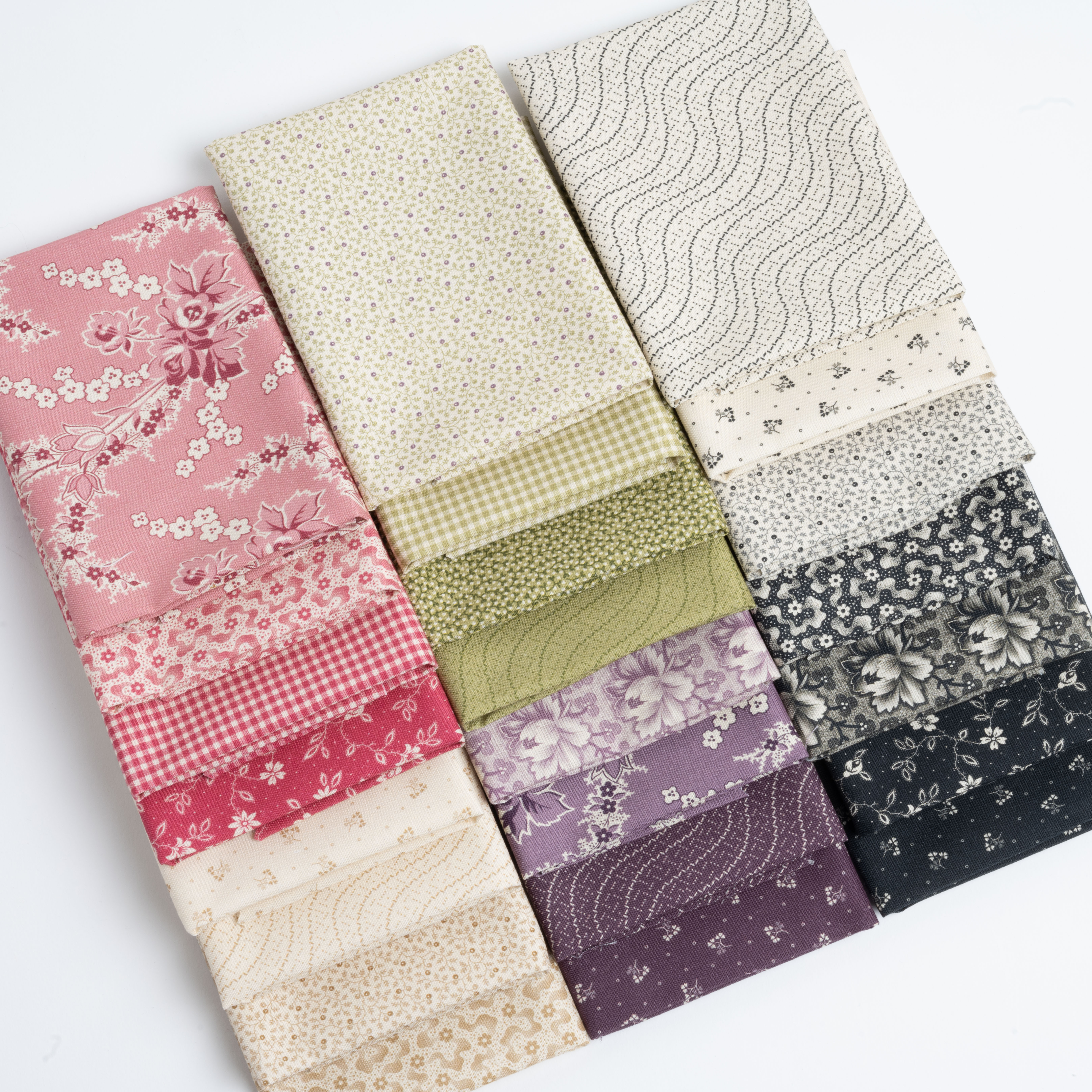 Goodnight Irene Vines - Blush - Quilt Fabric