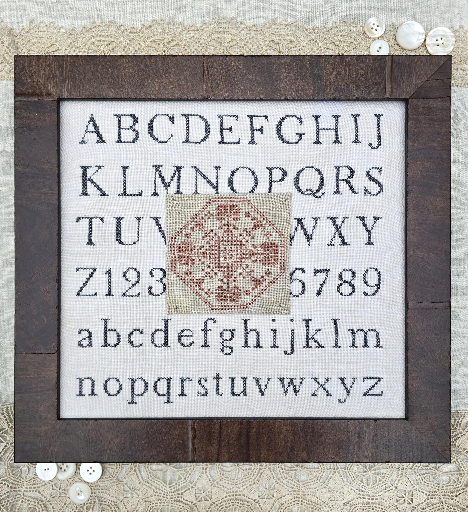 Quaker Medallion - Cross Stitch Pattern