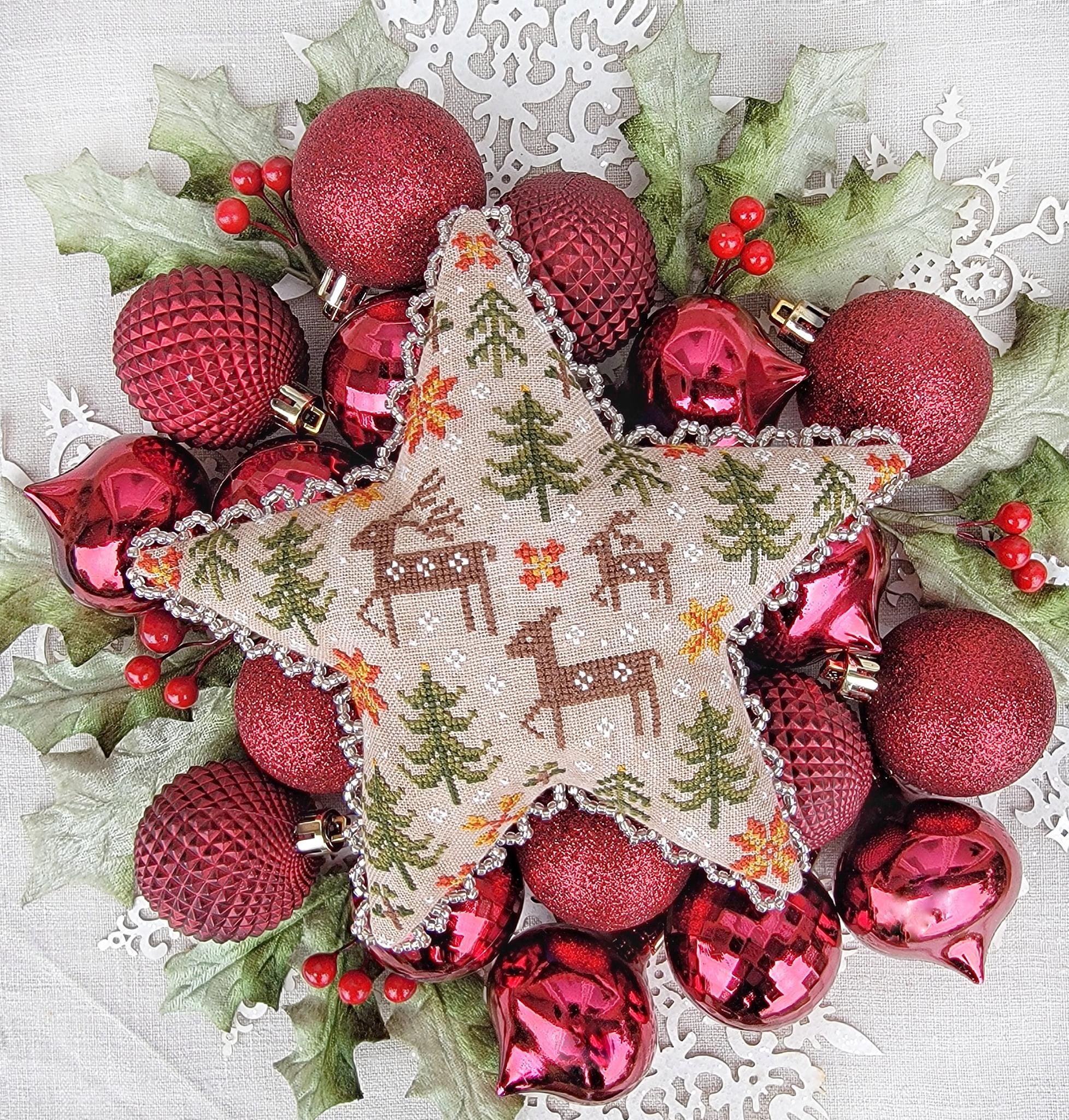 Winter Woodland Star And Sampler - Cross Stitch Pattern, zoomed in. Select this picture to zoom back out.