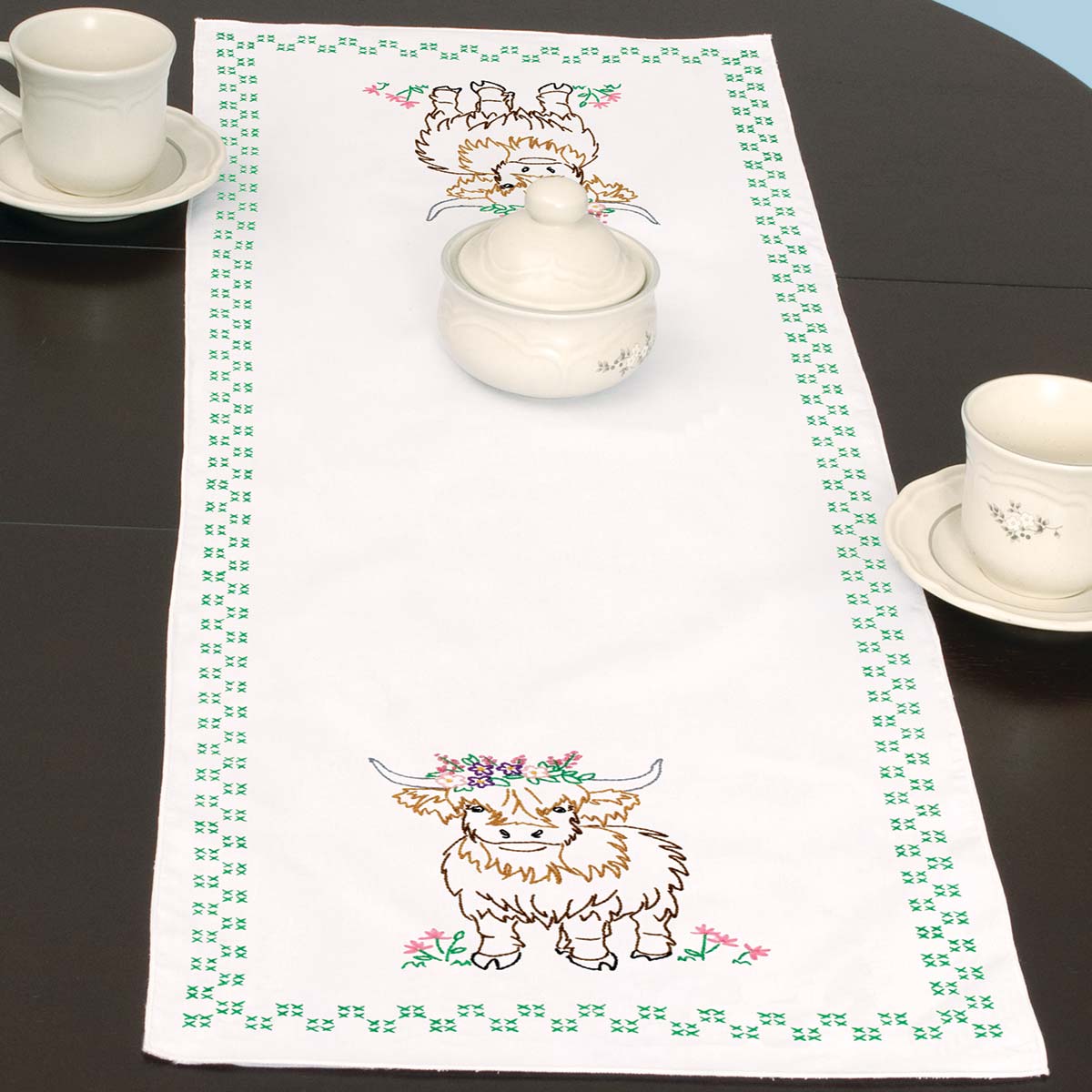 Highland Cow - Table Runner - Embroidery Kit