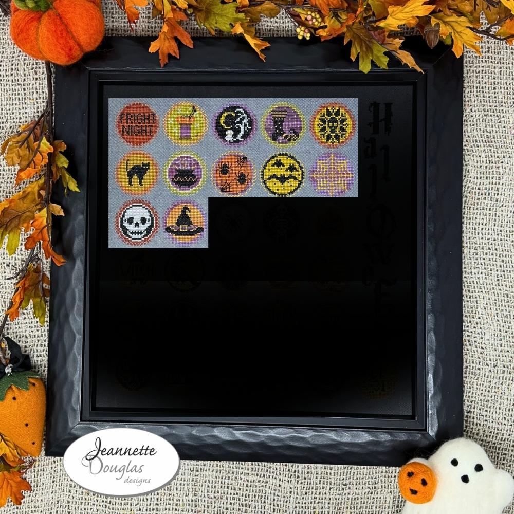 Halloween Dots: 4-5-6 - Cross Stitch Pattern, different perspective #1, zoomed in. Select this picture to zoom back out.