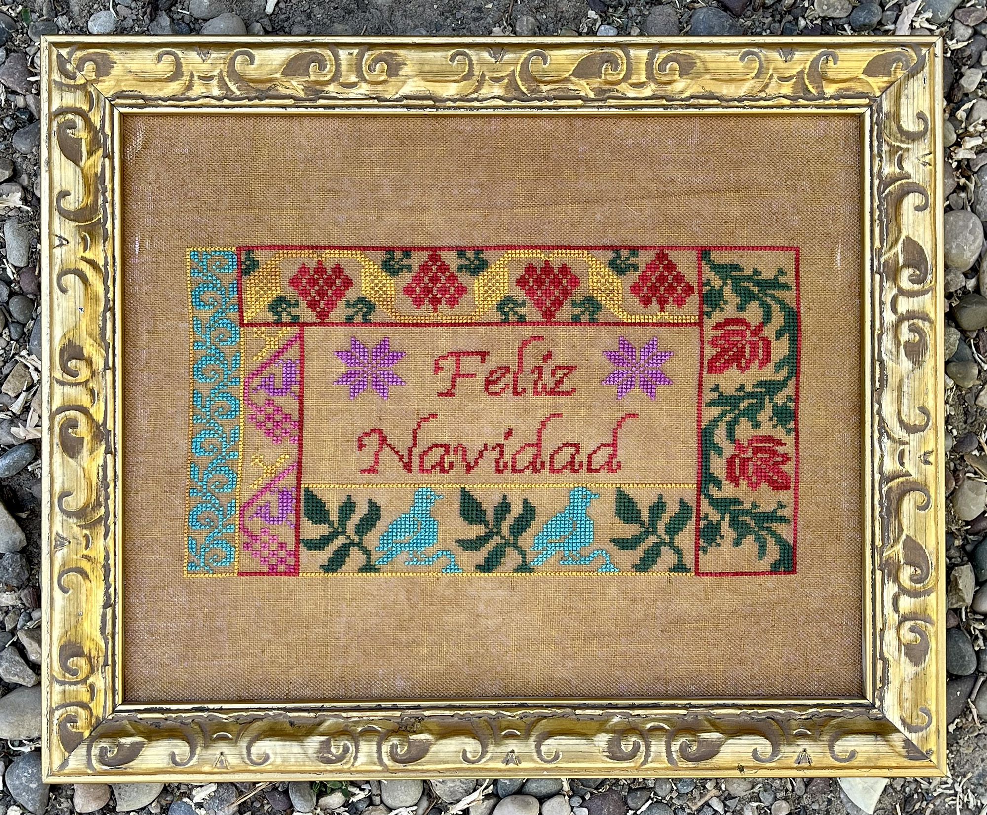 Feliz Navidad - Christmas Cross Stitch Pattern