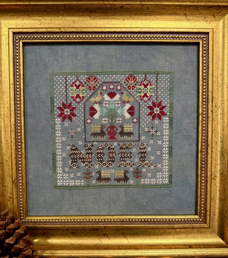 Northern Christmas - Cross Stitch Pattern, zoomed in. Select this picture to zoom back out.