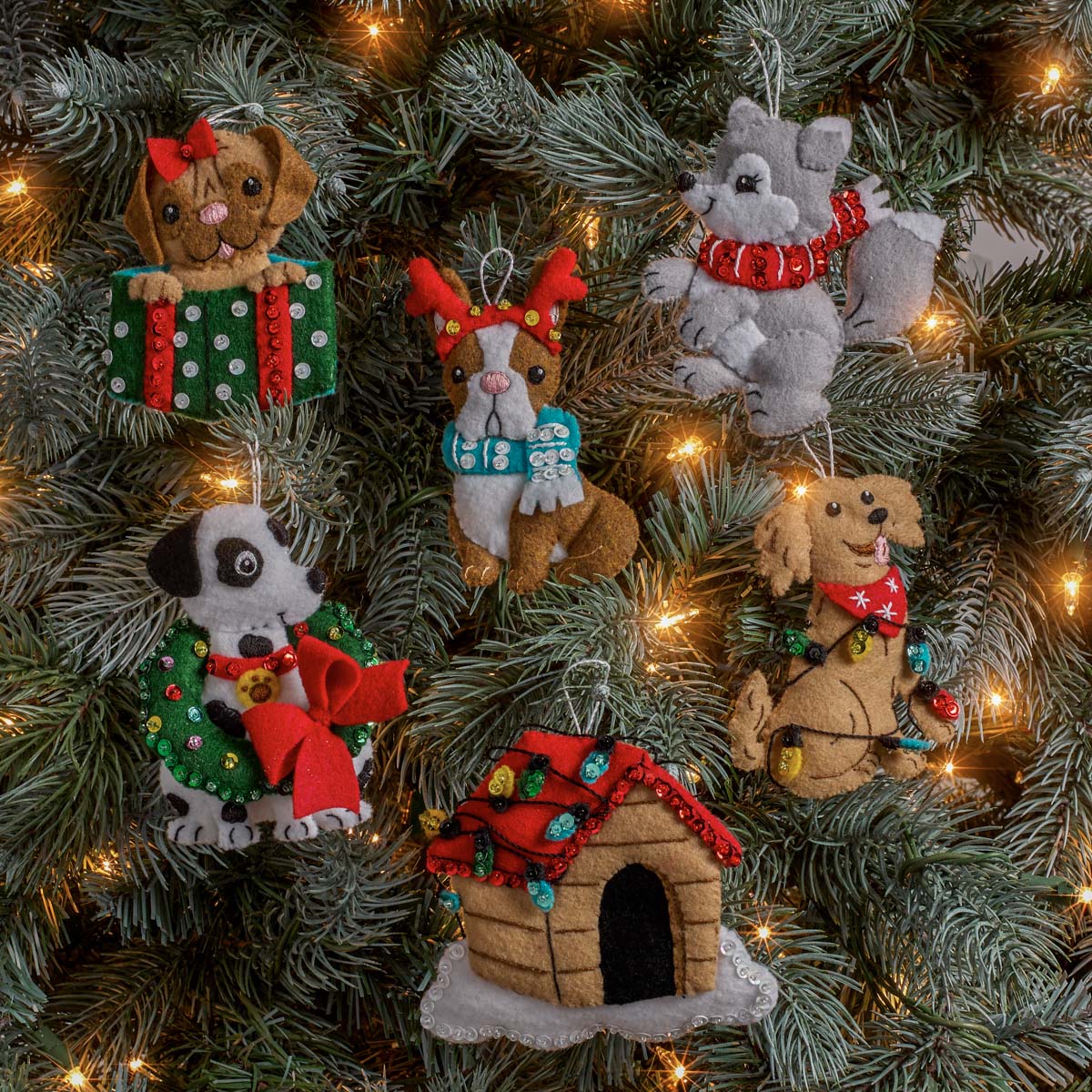 Christmas Dogs Ornaments - Felt Applique Kit