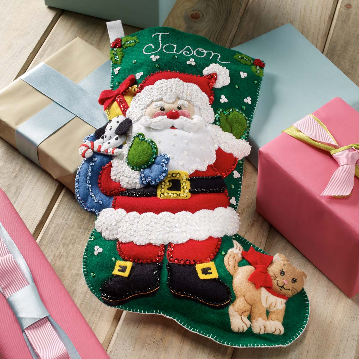 Santa's Furry Friends - Stocking - Felt Applique Kit