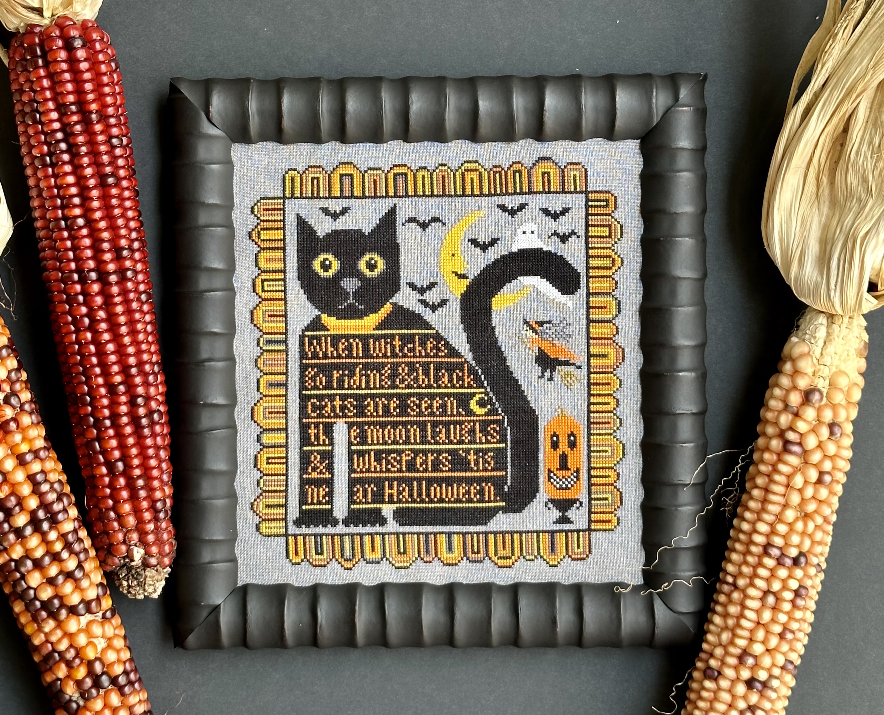 'Tis Near Halloween - Cross Stitch Pattern