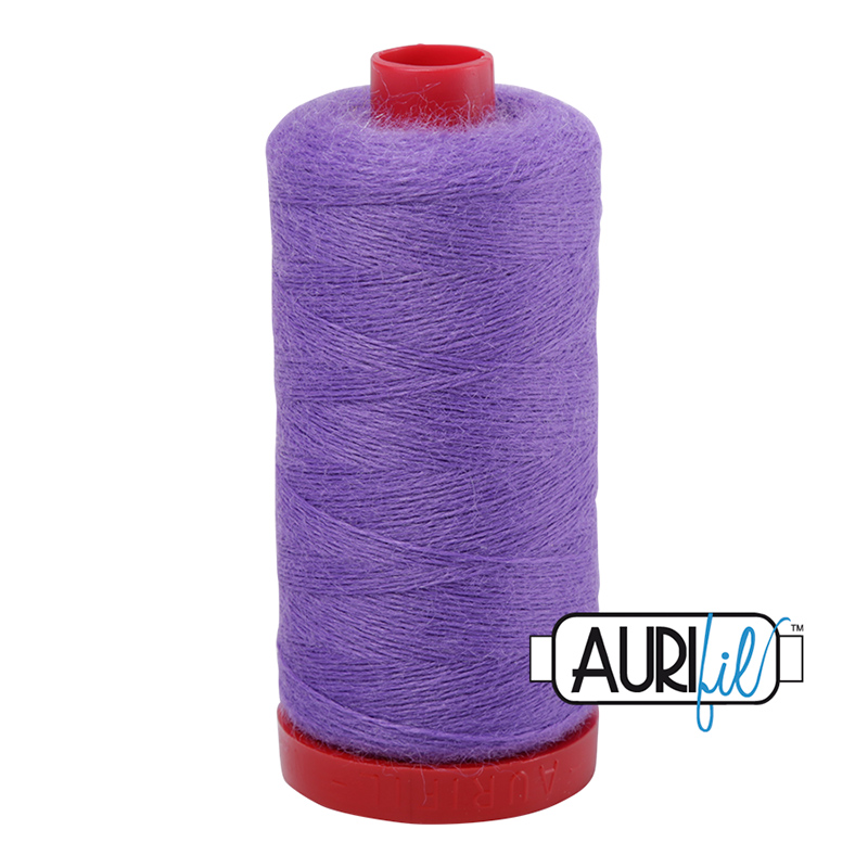 Lana Wool Thread 12wt 350m 8520, zoomed in. Select this picture to zoom back out.