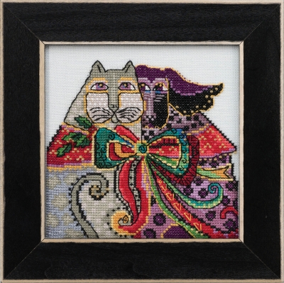 Cat & Dog - Christmas Pets - Cross Stitch Kit