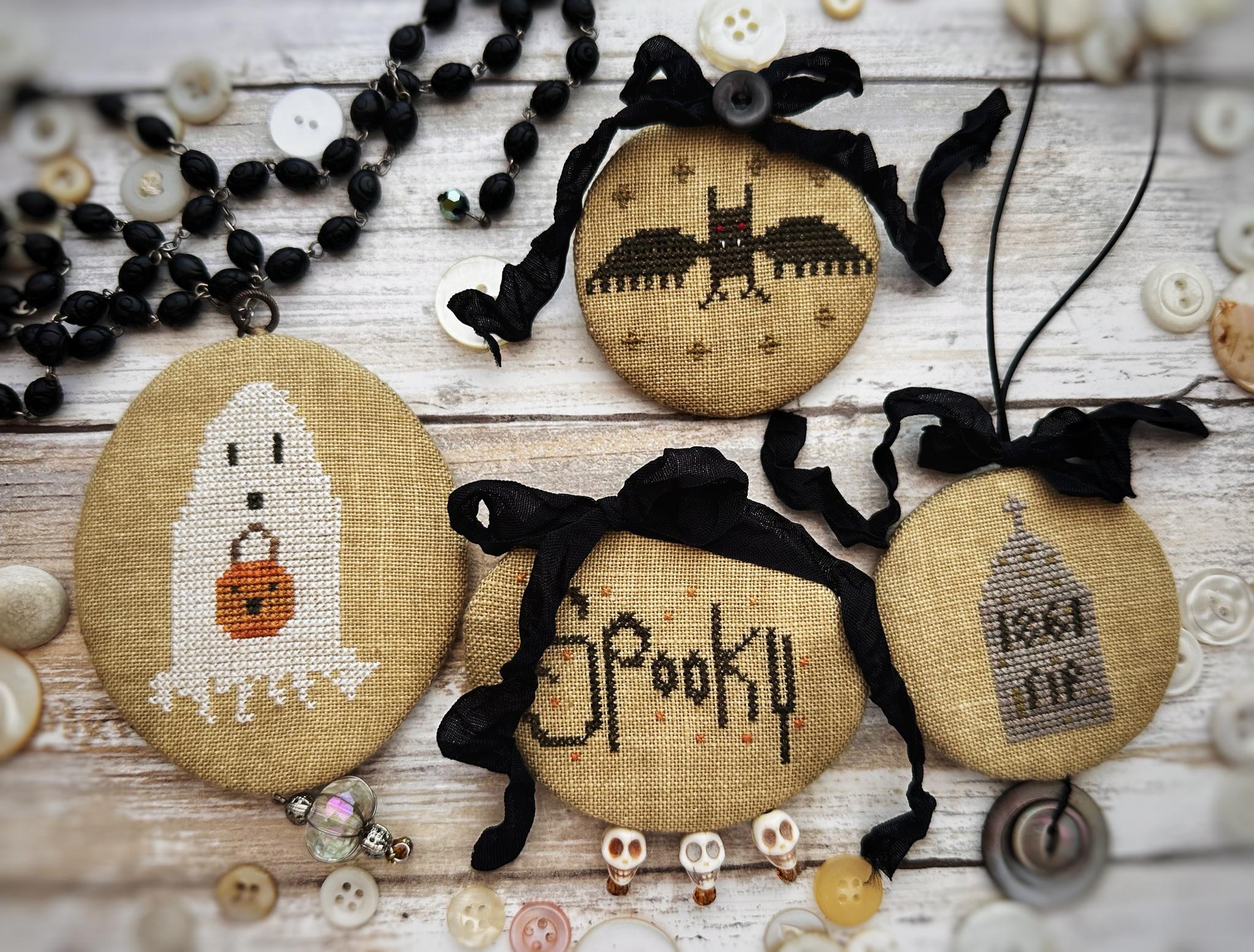 Halloween Jewelry - Cross Stitch Pattern, zoomed in. Select this picture to zoom back out.