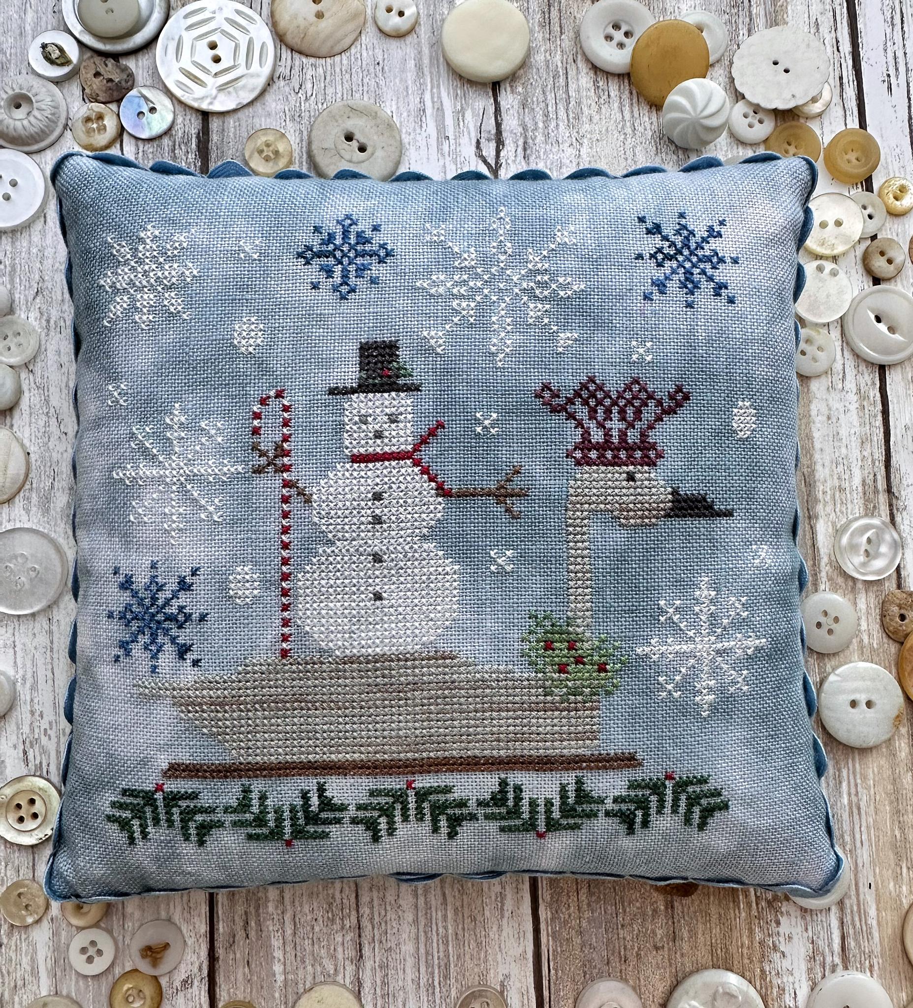 Winter Swan - Christmas Cross Stitch Pattern, zoomed in. Select this picture to zoom back out.