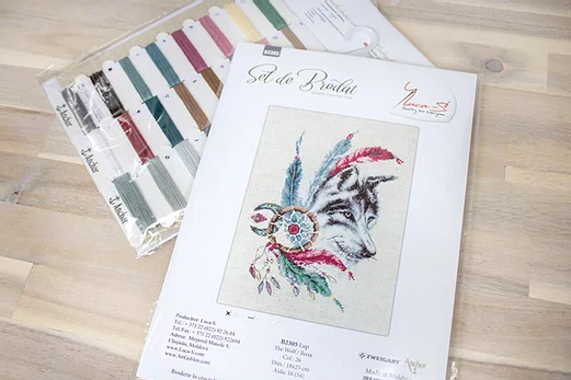Dreamcatcher Wolf - Cross Stitch Kit