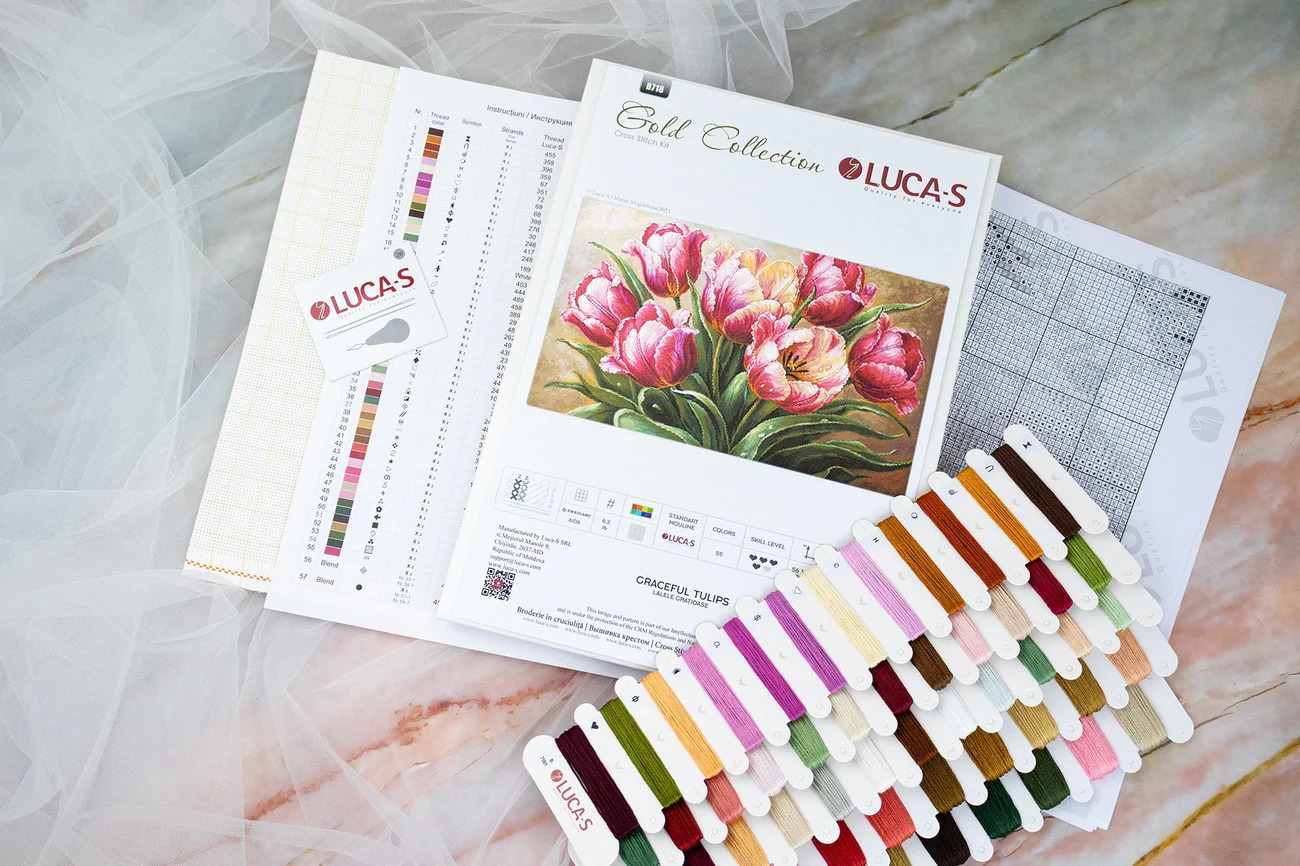 Graceful Tulips - Cross Stitch Kit 