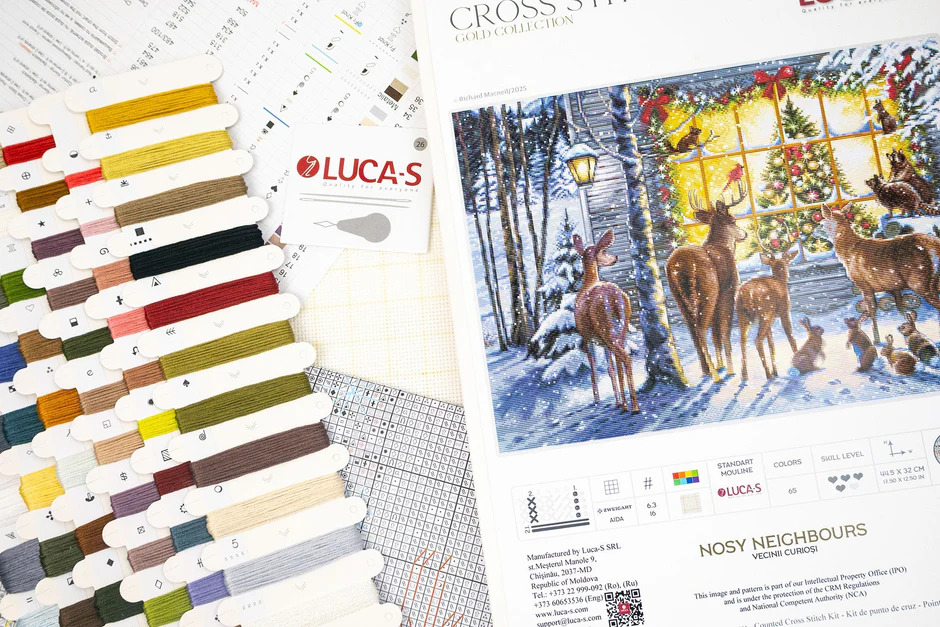 Nosy Neighbors - Christmas Cross Stitch Kit