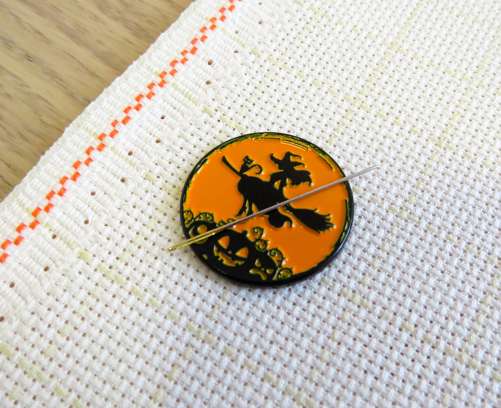 Halloween Ride - Needle Minder