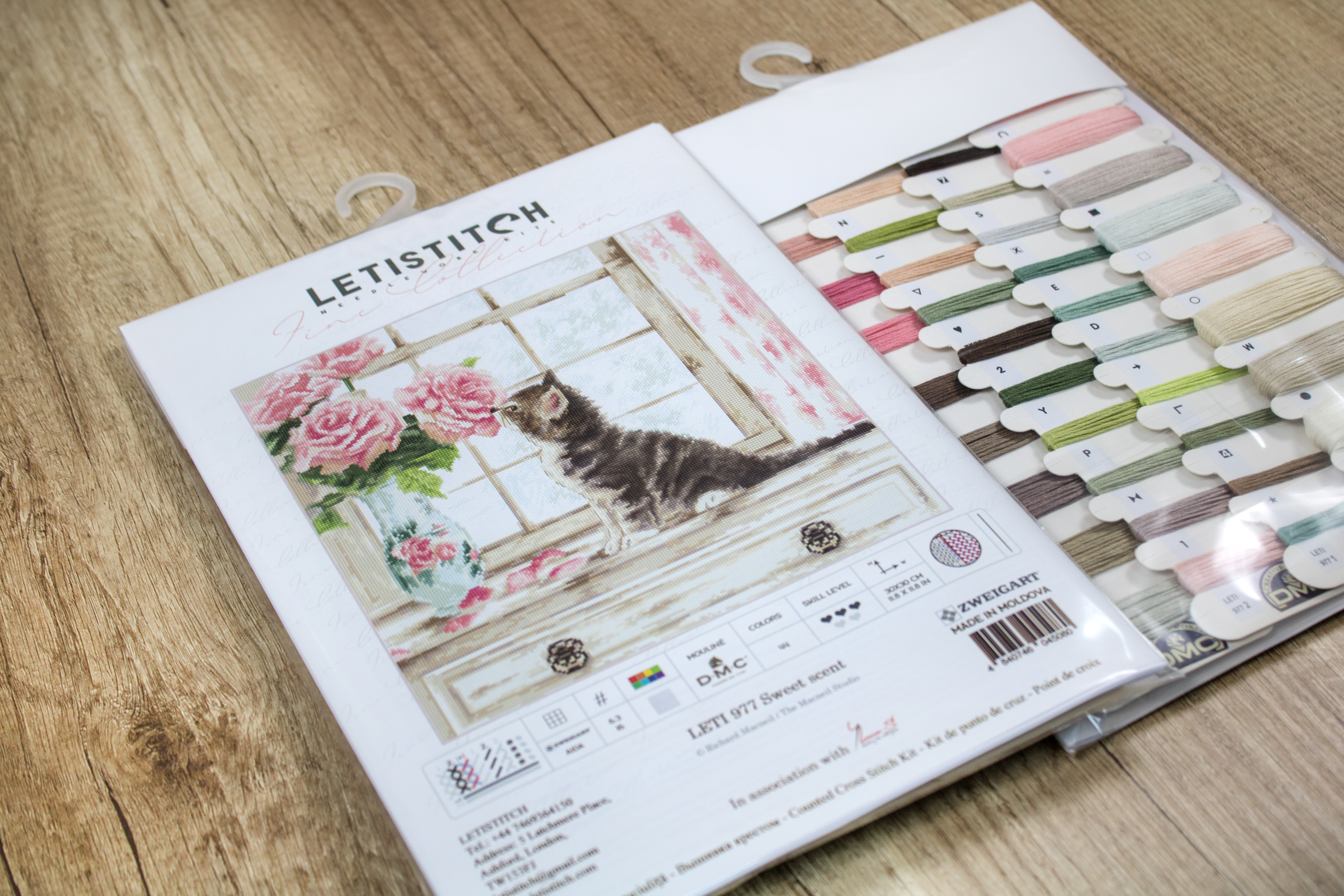 Sweet Scent - Cross Stitch Kit