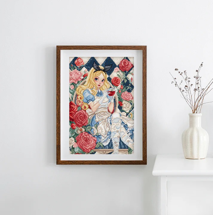A Glimpse of Wonderland - Cross Stitch Kit 