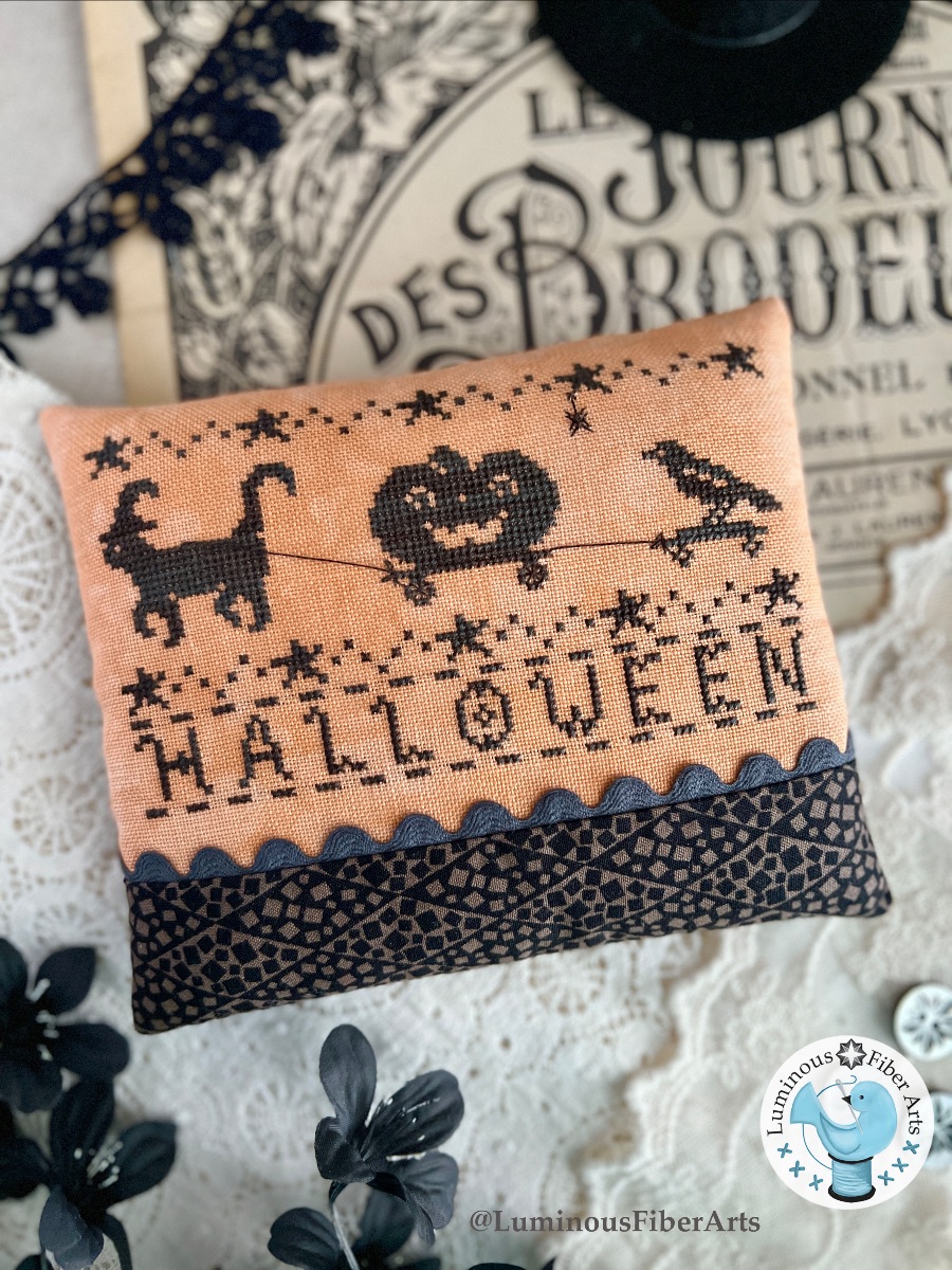 Halloween Parade - Cross Stitch Pattern
