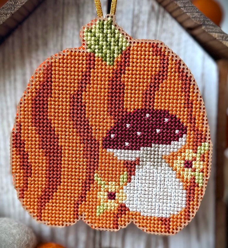 Wavy Gourd  - Cross Stitch Pattern