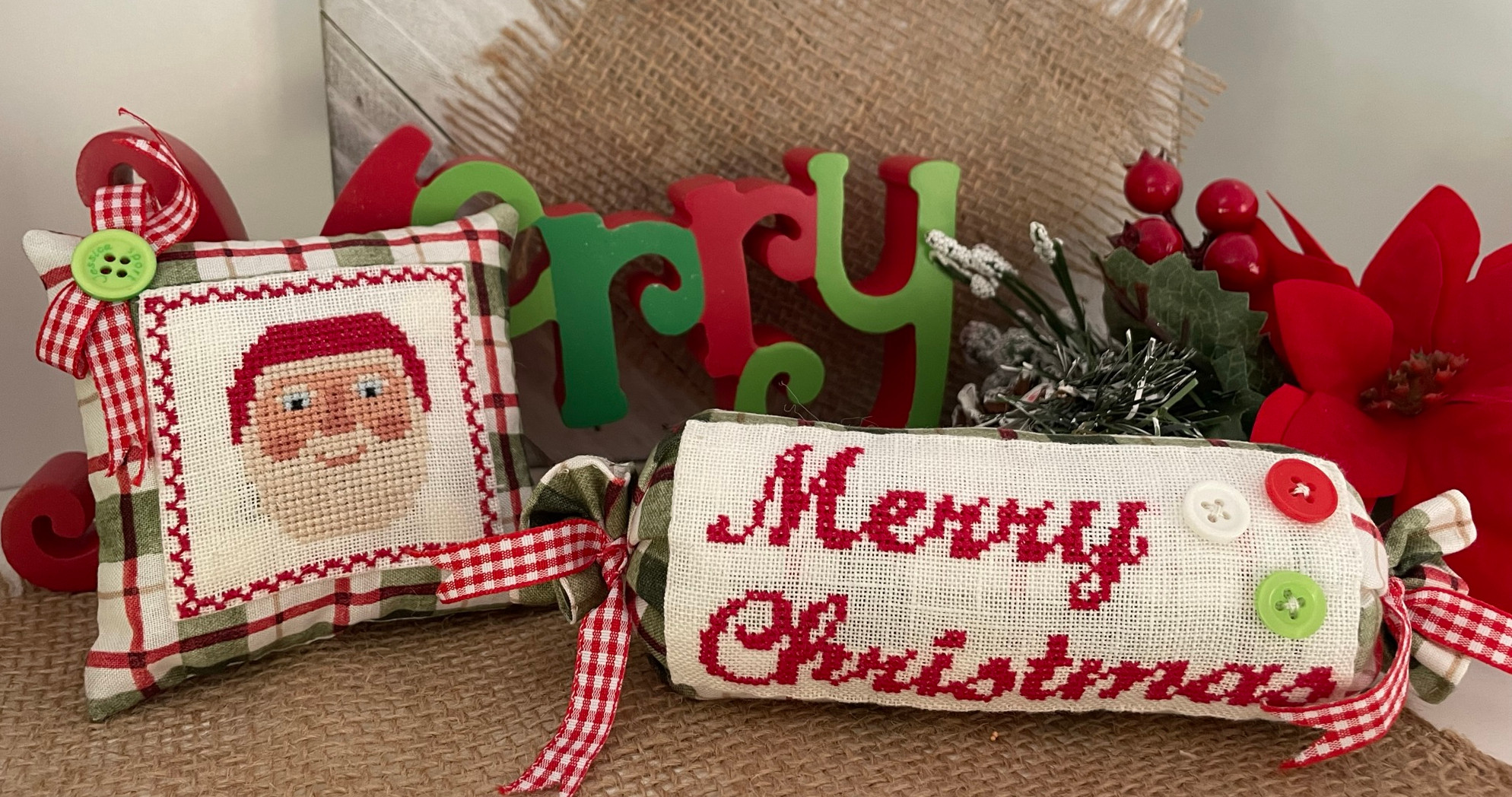 Merry Pillows - Christmas Cross Stitch Pattern