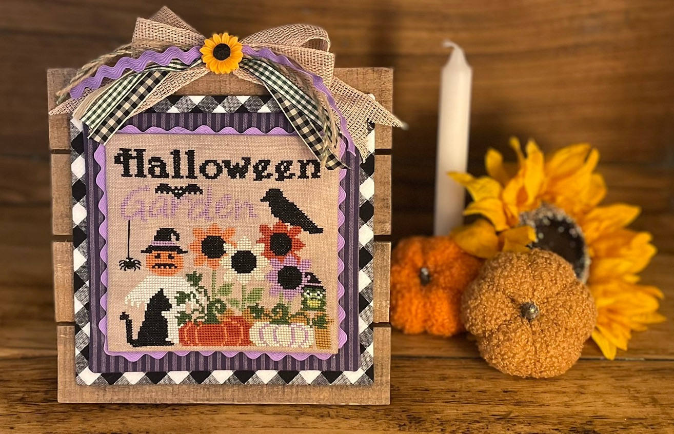 Halloween Garden - Cross Stitch Pattern