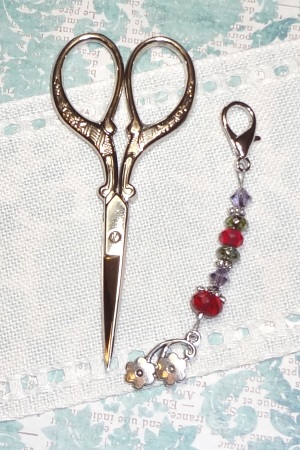 Petit Fuchsia Blooms Mini Scissors Fob