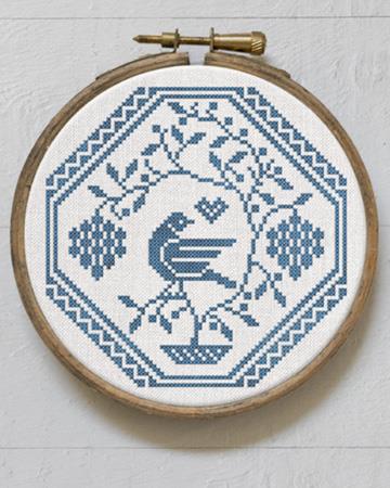 Bird in a Grapevine (Quaker Medallion) - Cross Stitch
