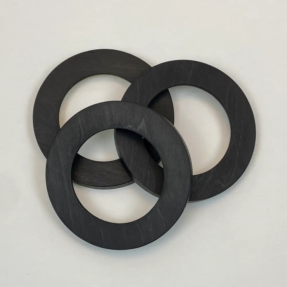 Modern Embroidery Circle Hoop Frame For 4" Hoop Black, zoomed in. Select this picture to zoom back out.