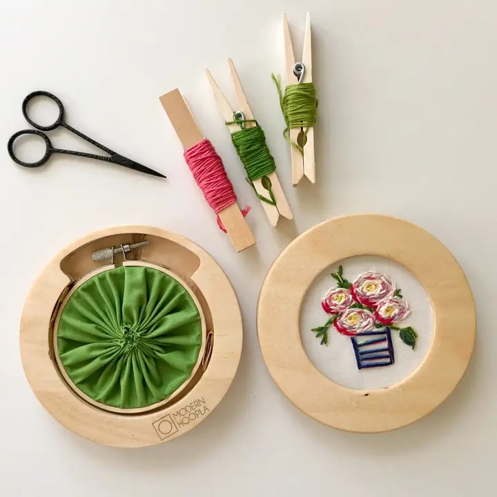 Modern Embroidery Circle Hoop Frame For 3" Hoops Caramel, zoomed in. Select this picture to zoom back out.