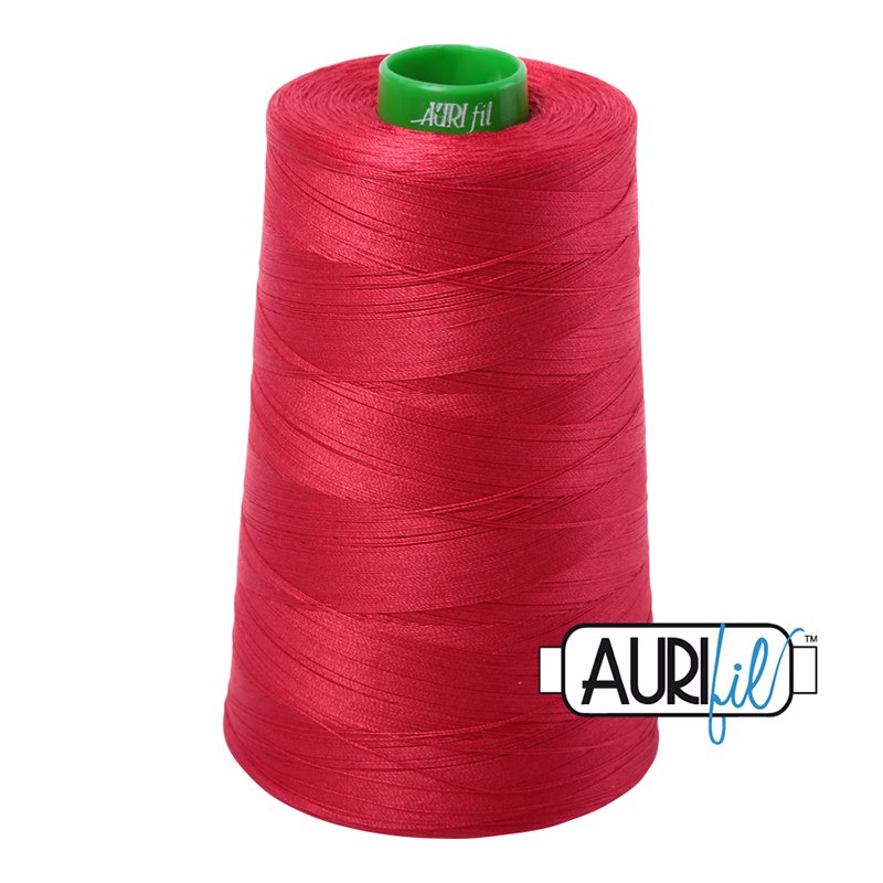 Longarm Cotton Thread 40wt 1700m 2250, zoomed in. Select this picture to zoom back out.