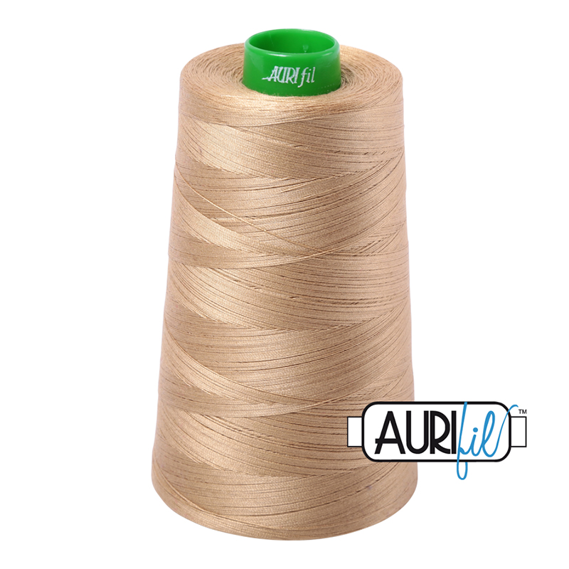 Longarm Cotton Thread 40wt 1700m 5010, zoomed in. Select this picture to zoom back out.