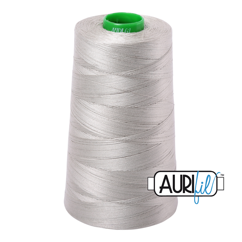 Longarm Cotton Thread 40wt 1700m 5021, zoomed in. Select this picture to zoom back out.
