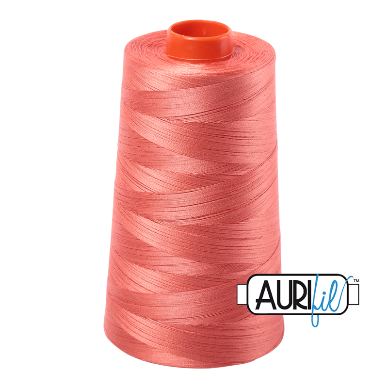 Longarm Cotton Thread 50wt 5900m 2225, zoomed in. Select this picture to zoom back out.