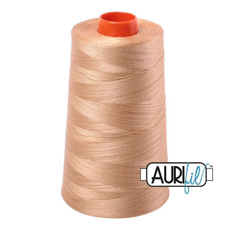 Longarm Cotton Thread 50wt 5900m 2318, zoomed in. Select this picture to zoom back out.