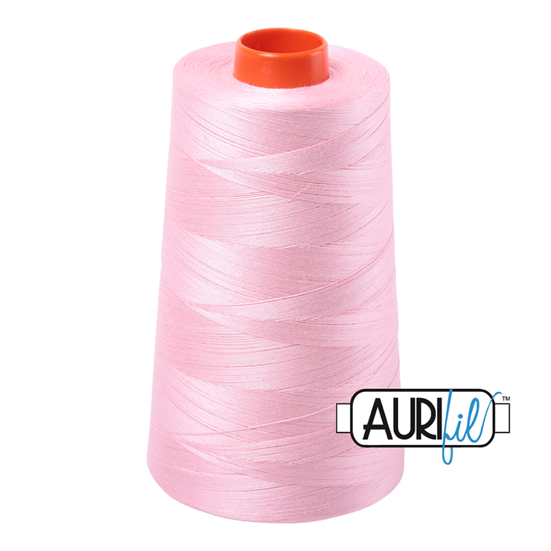 Longarm Cotton Thread 50wt 5900m 2423, zoomed in. Select this picture to zoom back out.